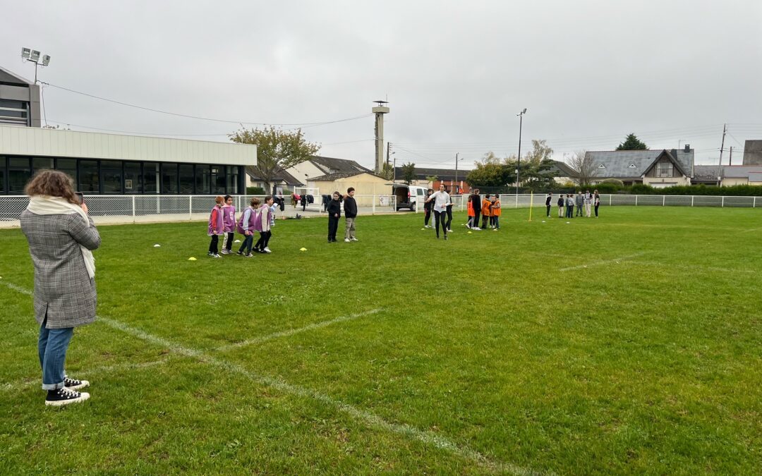 Jeux traditionnels avec des élèves de l’école André Moine